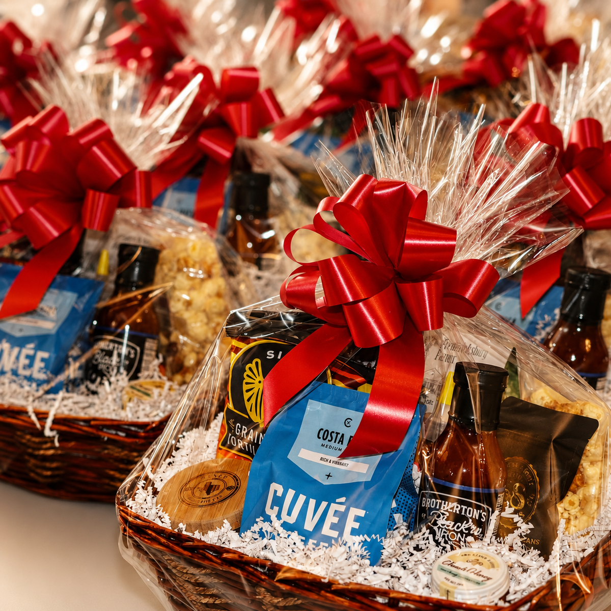 Corporate Holiday Gifting Guide: Thoughtful Gifts for Clients and Employees
